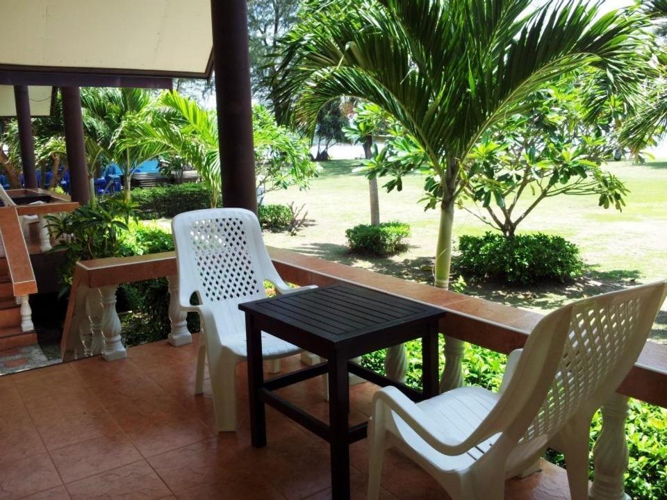 Klongdao Beach Resort Ko Lanta Esterno foto