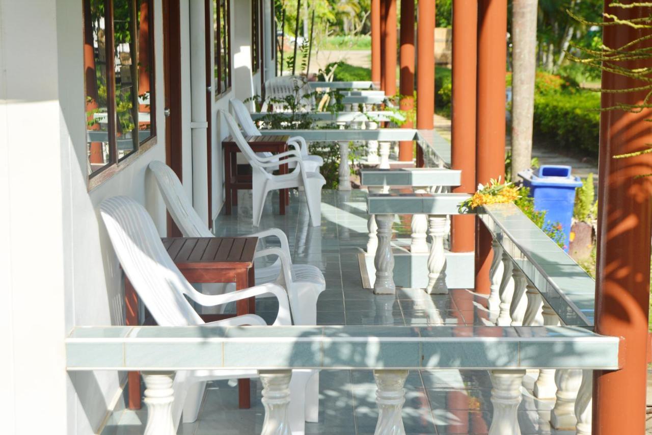 Klongdao Beach Resort Ko Lanta Esterno foto
